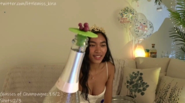 Littlemiss_Kira  09-10-2021